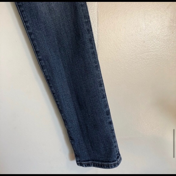 Abercrombie & Fitch Super skinny distressed denim - Picture 10 of 14